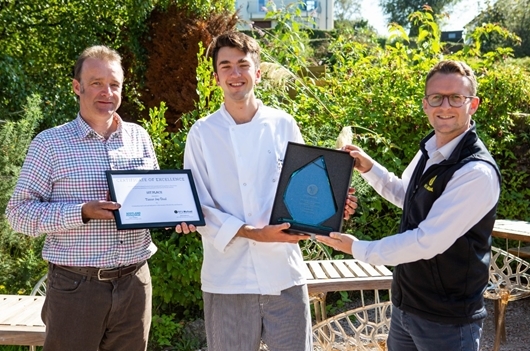 Cameron Bruce , Timur , Chris Husthwaite (1)
