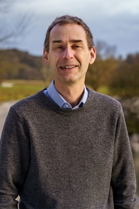 Andrew Hoodless