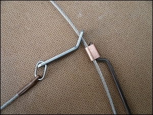 Clips on a fox snare